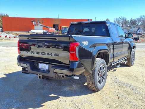 New 2026 Toyota Tacoma TRD Sport w/ TRD Sport Upgrade Package image 5
