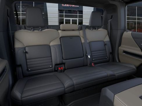 New 2026 GMC Hummer EV 4x4 Crew Cab w/ LPO, Sport Package image 17