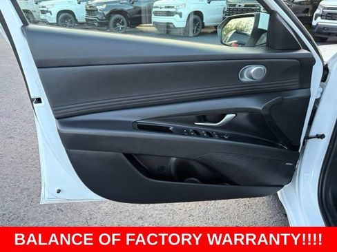 Used 2024 Hyundai Elantra Limited FWD image 12
