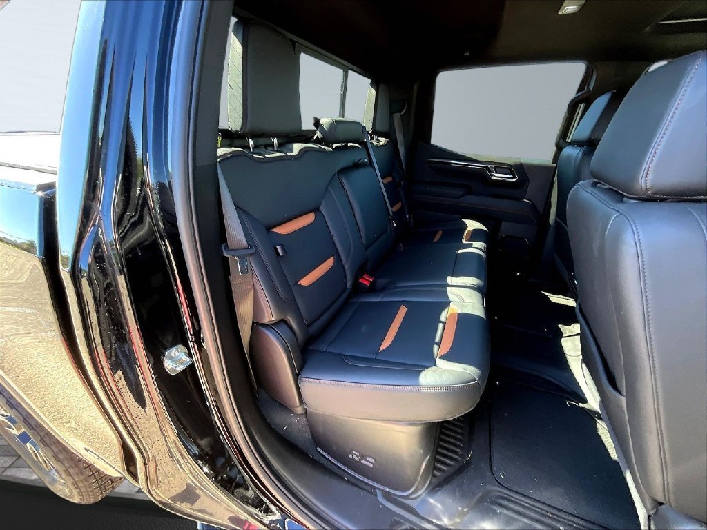 Used 2026 GMC Sierra 1500 AT4 w/ AT4 Premium Package AWD/4WD image 28