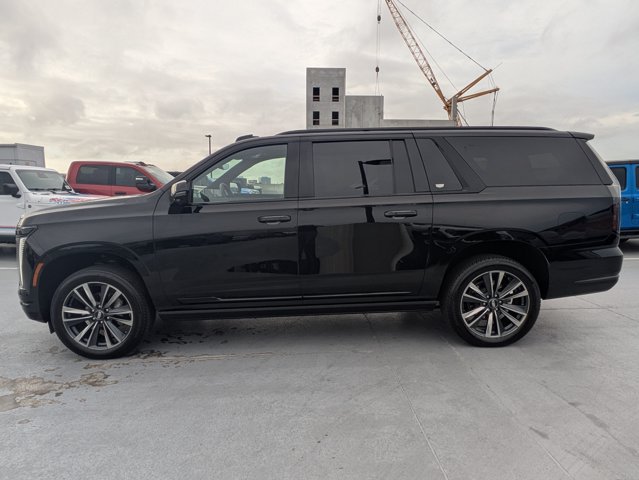 Used 2025 Cadillac Escalade ESV Sport w/ Touring Package RWD image 6