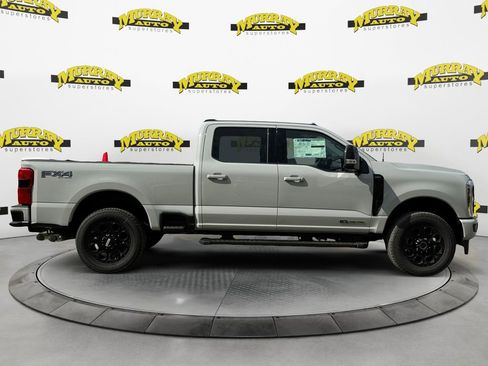 New 2026 Ford F250 Lariat w/ Black Appearance Package image 7