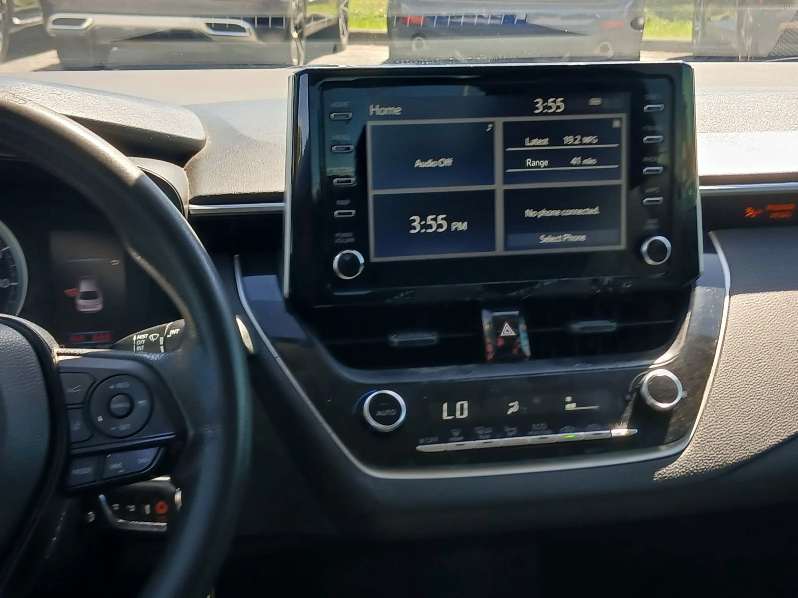 Used 2020 Toyota Corolla LE FWD image 21