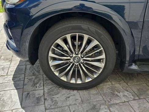 Used 2021 INFINITI QX80 Sensory w/ All-Season Package image 8