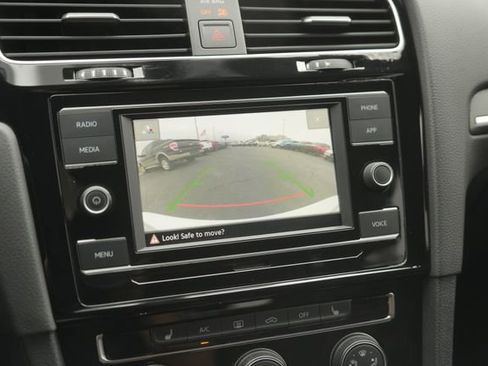 Used 2021 Volkswagen GTI S image 27