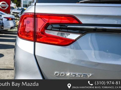 Used 2021 Honda Odyssey Touring image 9