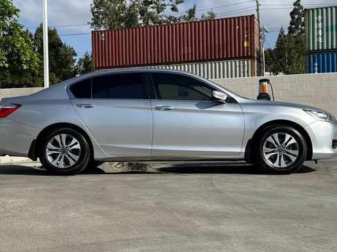 Used 2013 Honda Accord LX image 6