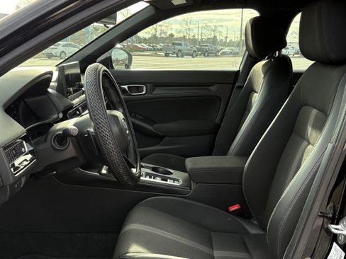 Used 2023 Honda Civic Sport image 18