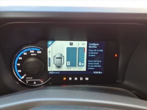 Used 2024 Ford Bronco Outer Banks image 18