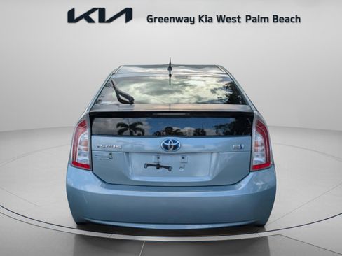 Used 2014 Toyota Prius Four image 7