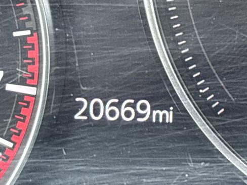 Used 2025 MAZDA CX-50 AWD 2.5 S w/ Premium Package image 22