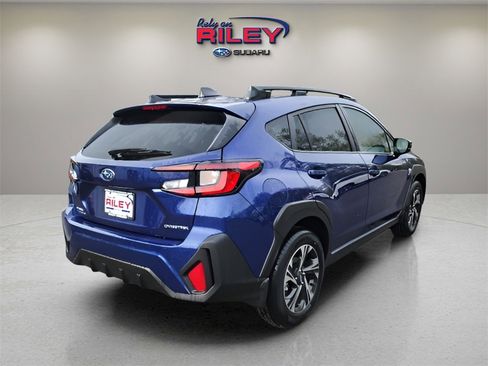 Certified 2025 Subaru Crosstrek 2.0i Premium image 6