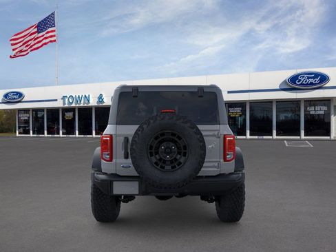 New 2026 Ford Bronco Big Bend w/ Black Diamond Package image 5