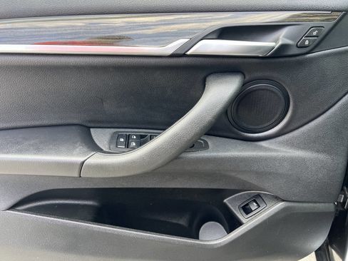 Used 2018 BMW X2 sDrive28i w/ Convenience Package image 10