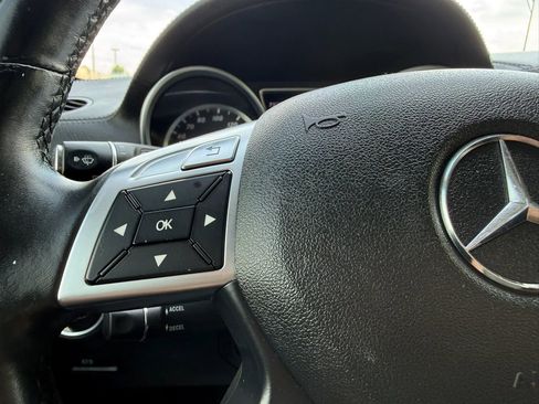 Used 2014 Mercedes-Benz GL 450 4MATIC image 31