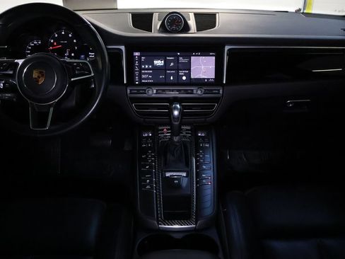 Used 2019 Porsche Macan AWD/4WD image 17