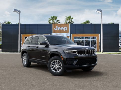 New 2026 Jeep Grand Cherokee Laredo AWD/4WD image 5