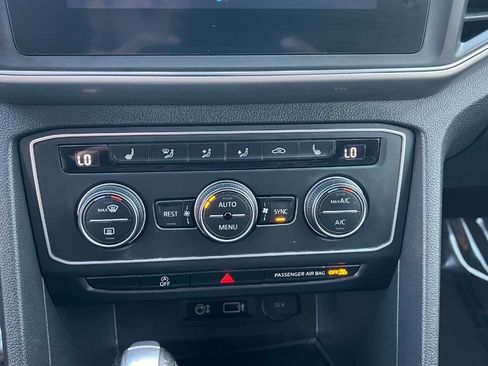 Used 2019 Volkswagen Atlas SE w/ Towing Package image 18