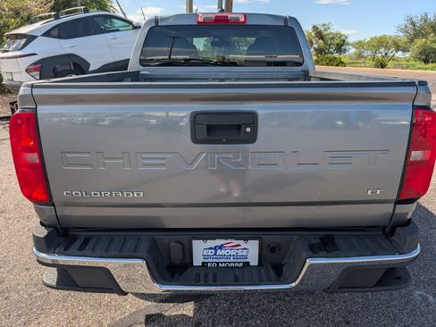 Used 2022 Chevrolet Colorado LT w/ Chrome Appearance Package RWD image 4