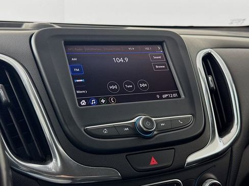 Used 2020 Chevrolet Equinox LT w/ Driver Convenience Package AWD/4WD image 14