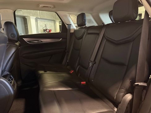 Used 2018 Cadillac XT5 Luxury image 19