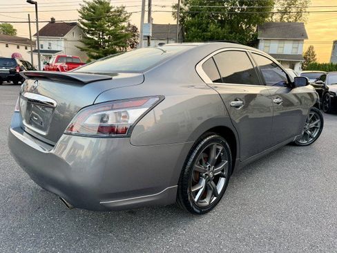 Used 2014 Nissan Maxima 3.5 SV w/ Sport Package FWD image 8