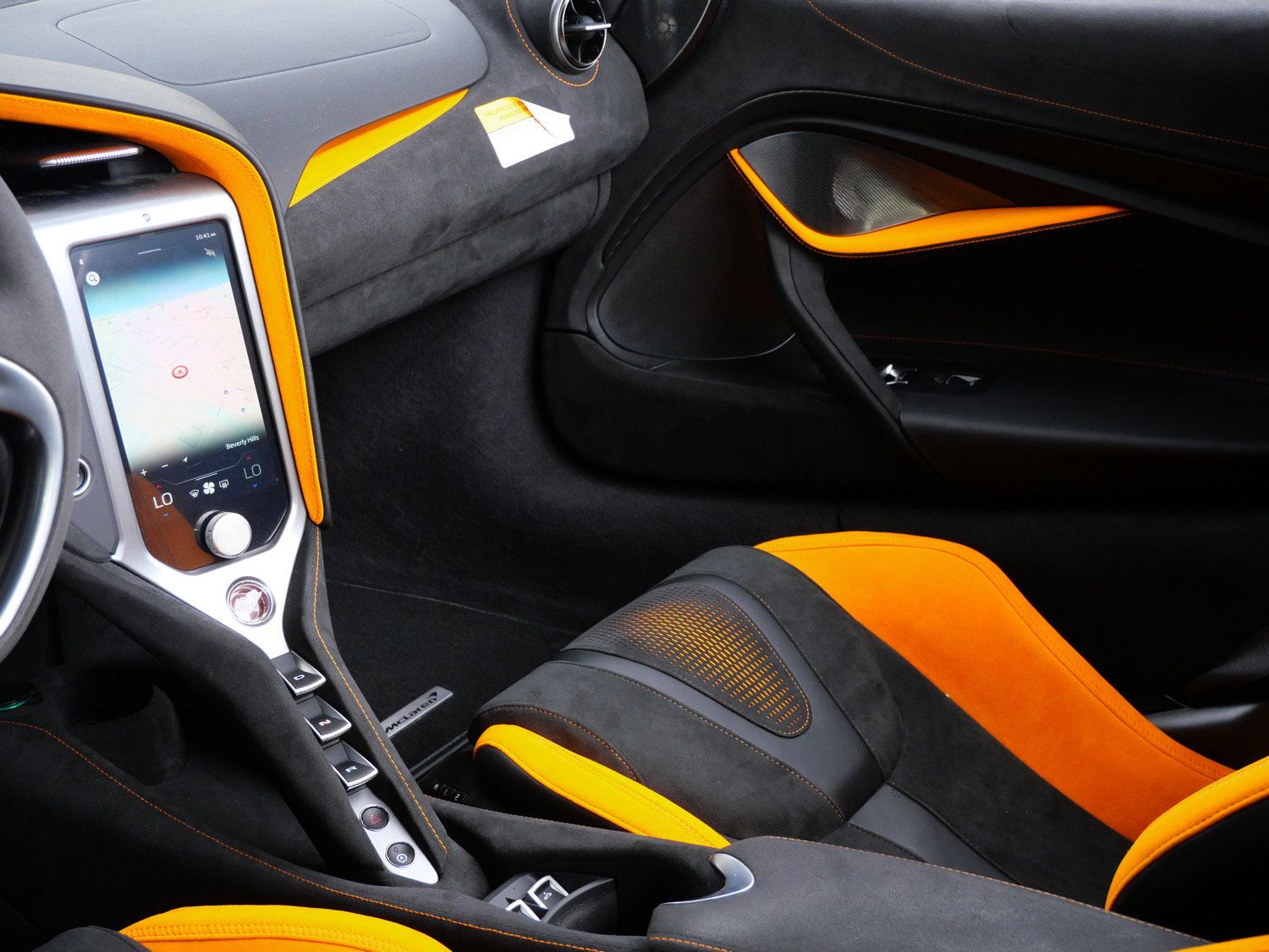 Used 2024 McLaren 750S Spider RWD image 26