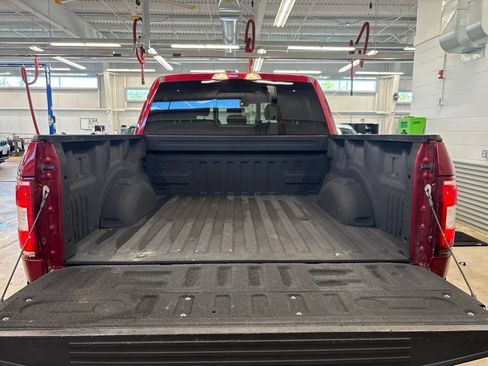 Used 2018 Ford F150 XLT w/ Equipment Group 302A Luxury AWD/4WD image 16