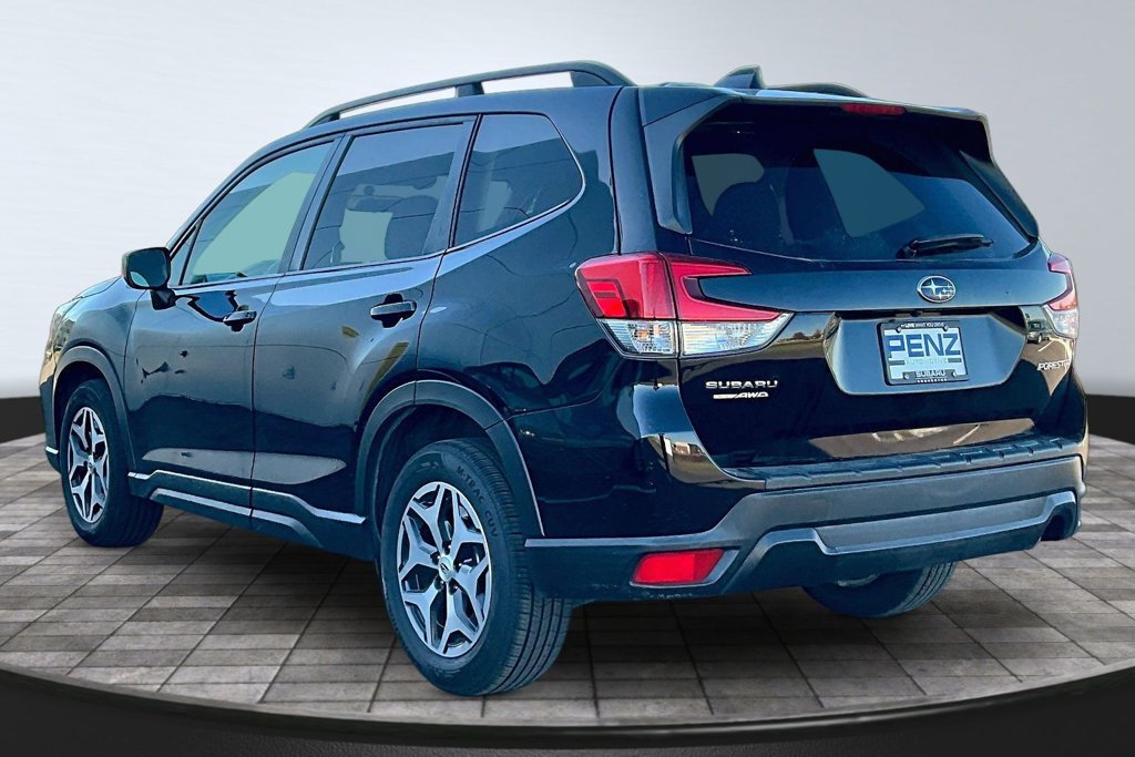 Used 2021 Subaru Forester Premium AWD/4WD image 4