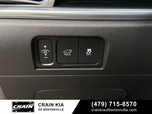 Certified 2025 Kia Sorento SX Prestige AWD/4WD image 12