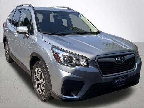 Used 2019 Subaru Forester Premium image 5