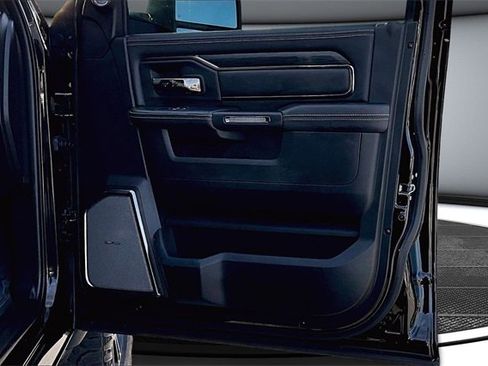 Used 2025 RAM 2500 Rebel w/ Rebel Level 2 Equipment Group image 29