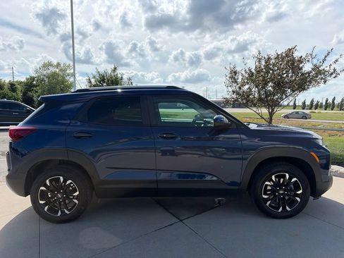 Used 2023 Chevrolet TrailBlazer LT w/ Convenience Package AWD/4WD image 24