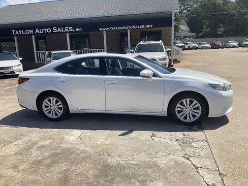 Used 2014 Lexus ES 350 FWD image 2
