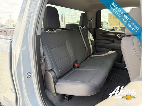 Used 2024 Chevrolet Silverado 1500 LT image 17