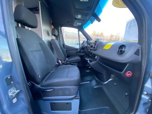 Used 2019 Mercedes-Benz Sprinter 170 image 15