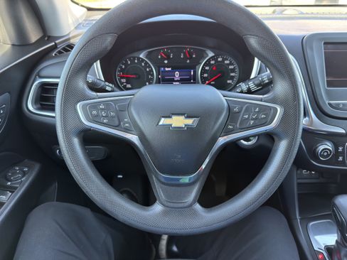 Used 2022 Chevrolet Equinox LT w/ LPO, Cargo Package FWD image 30