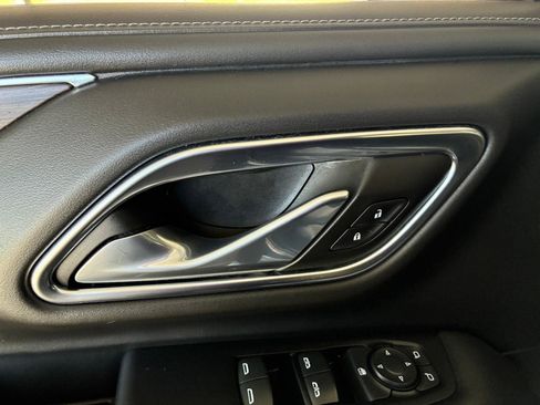 Used 2021 Chevrolet Tahoe LS RWD image 9