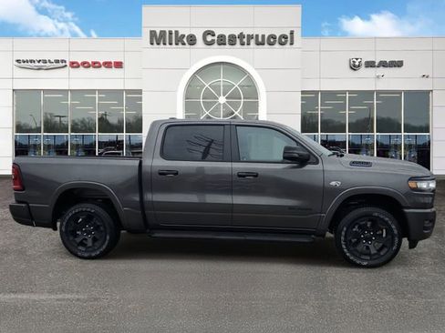 New 2026 RAM 1500 4x4 Crew Cab image 3