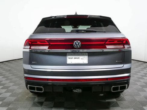 Certified 2024 Volkswagen Atlas Cross Sport SEL R-Line image 27