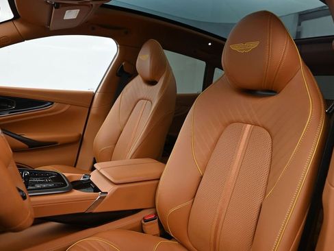 Used 2025 Aston Martin DBX 707 AWD/4WD image 5