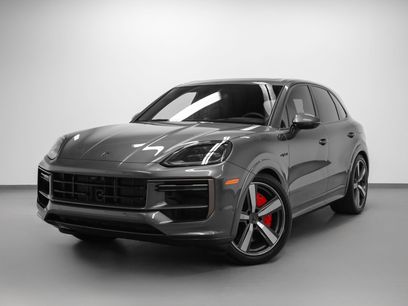New 2025 Porsche Cayenne Turbo
