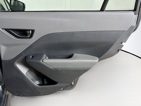 Used 2024 Subaru Crosstrek 2.0i Premium image 30