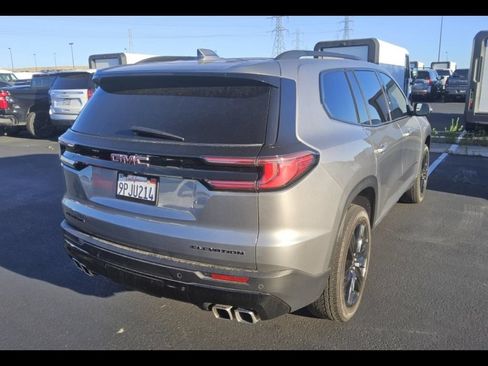 Used 2024 GMC Acadia Elevation w/ Black Edition FWD image 6