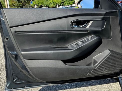 Used 2024 Honda Accord EX image 18