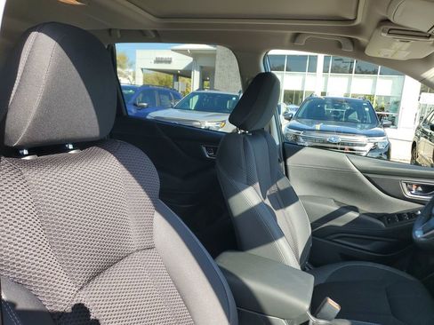 Used 2020 Subaru Forester Premium image 23