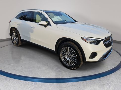 New 2026 Mercedes-Benz GLC 300 image 6