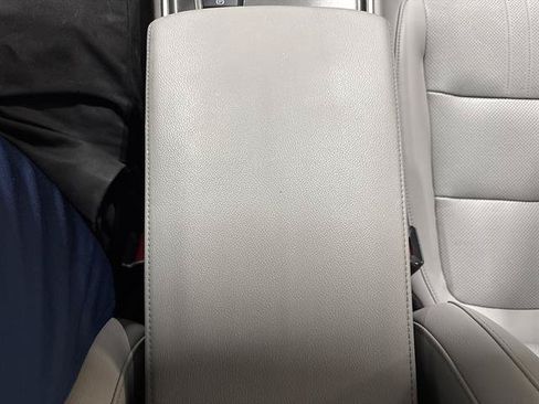 Used 2018 Honda Accord EX-L image 13