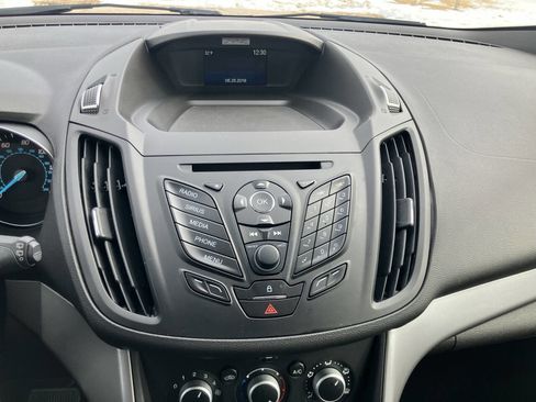 Used 2015 Ford Escape SE image 19