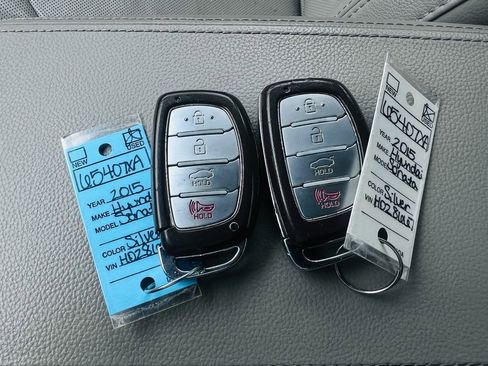 Used 2015 Hyundai Sonata Limited w/ Option Group 05 image 32